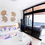 Sunset Waves Benidorm Julieta Vistas Al Mar Premium 200 Mt2 Con Jacuzzi En Terraza