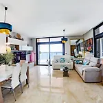 Sunset Waves Benidorm Julieta Vistas Al Mar Premium 200 Mt2 Con Jacuzzi En Terraza