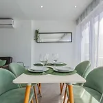 Virginia Levante Beach Apartments
