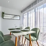 Virginia Levante Beach Apartments