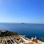 Spectacular Sea Views 2 Bedrooms In Villa Marina