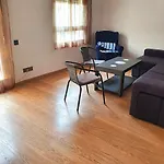 Newly Renovated Two Bedrooms Apartment In Villa Marina