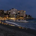 Luxury, Newly Renovated 1-Bedroom Condo By The Beach