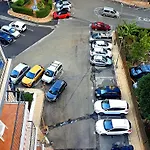 Three Bedrooms Apart In Benidorm Near Beach And Strip