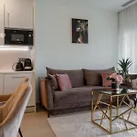 Intempo Residence By Leo Apartments