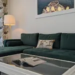 Entrenaranjos Sea View Apartment