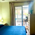 Amplio Apartamento Con Piscina Y Pistas De Tenis En Benidorm