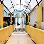 Las Damas Premium 23F Beach Front - Pool & Parking