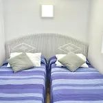 Apartment At Los Caballos, Sea View With Pool And Parking