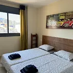Dos Dormitorios, Con Vista Al Mar Y A Pocos Pasos De La Playa
