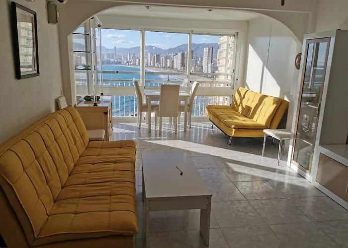 Apartamentos Halcón Levante Beach
