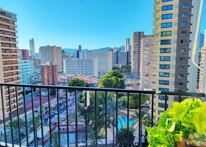 Bermudas Apartamento Con Piscina Y Garaje En Benidorm