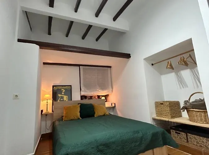 Private Apartment In The Old Town \