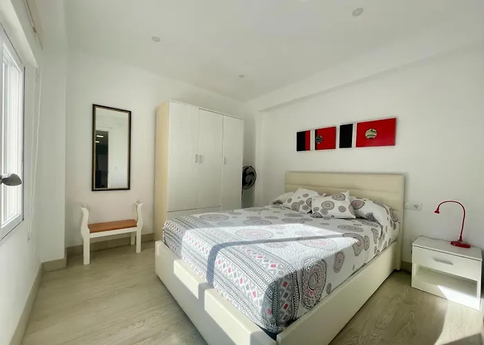 Beautiful Center Apartment