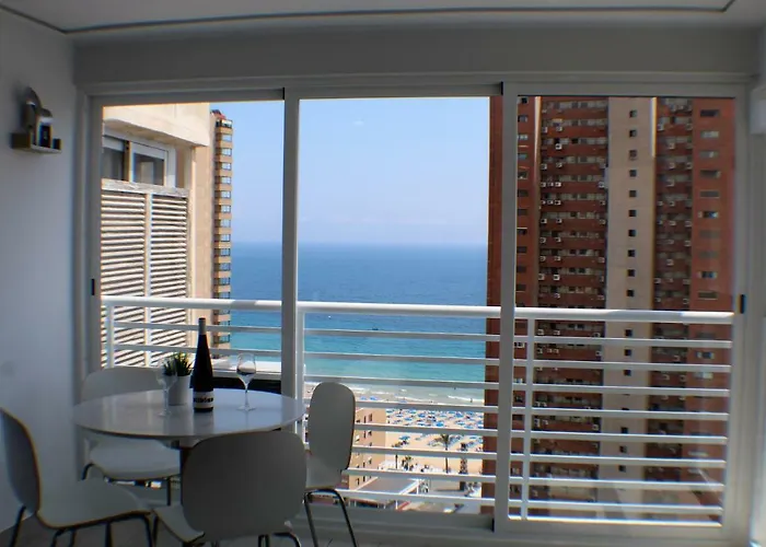 LOS CABALLOS PREMIUM Levante Beach