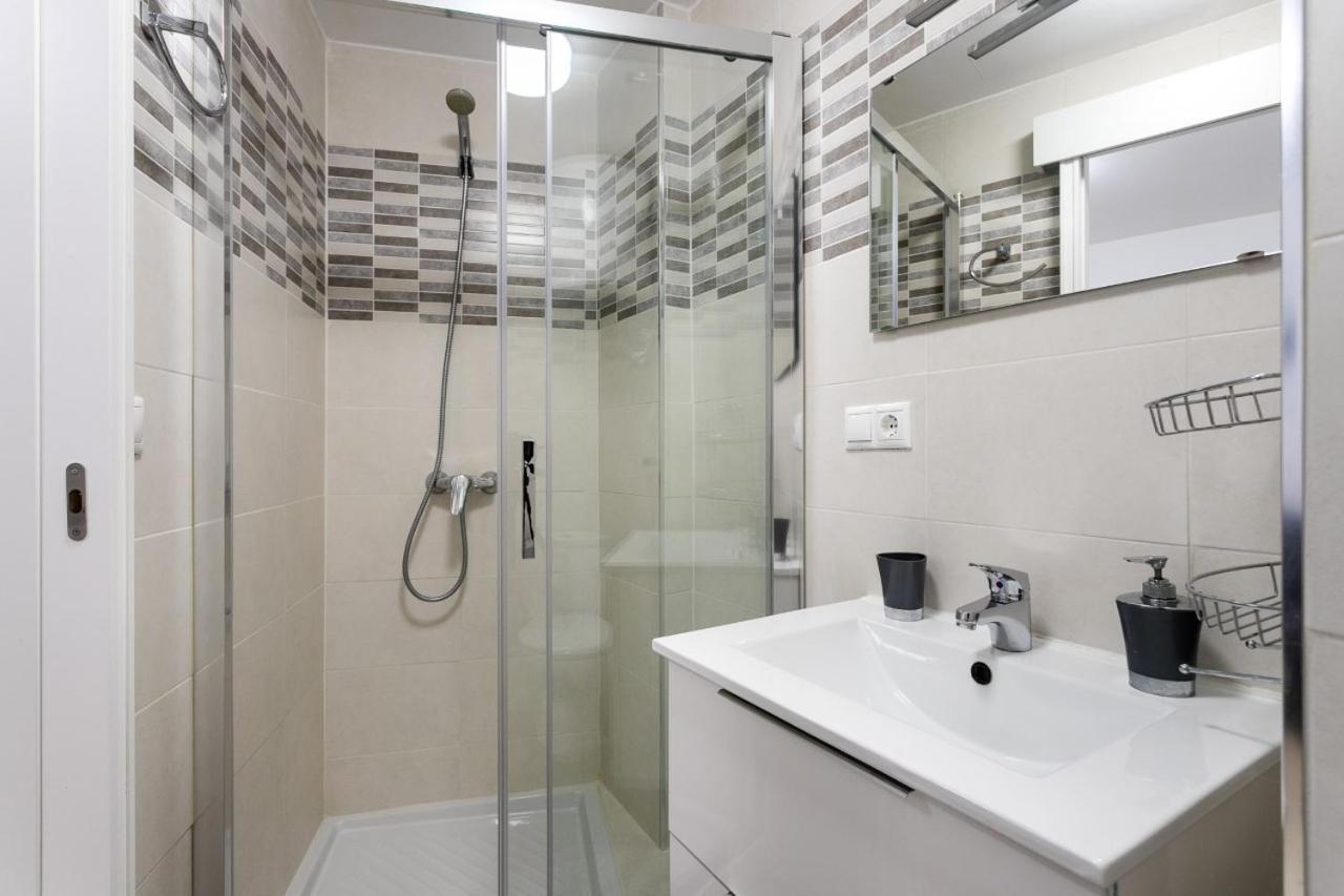 Aurea Pal 8 Y Gran Atenea Esperanto 5 * Benidorm