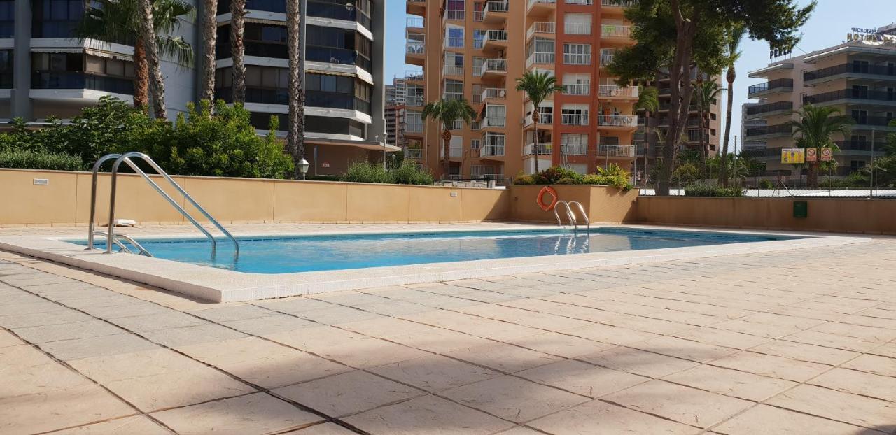 Junto Playa Levante Con Terraza Chill-out-2 Wcs-a Estrenar Gemelos 23 Benidorm