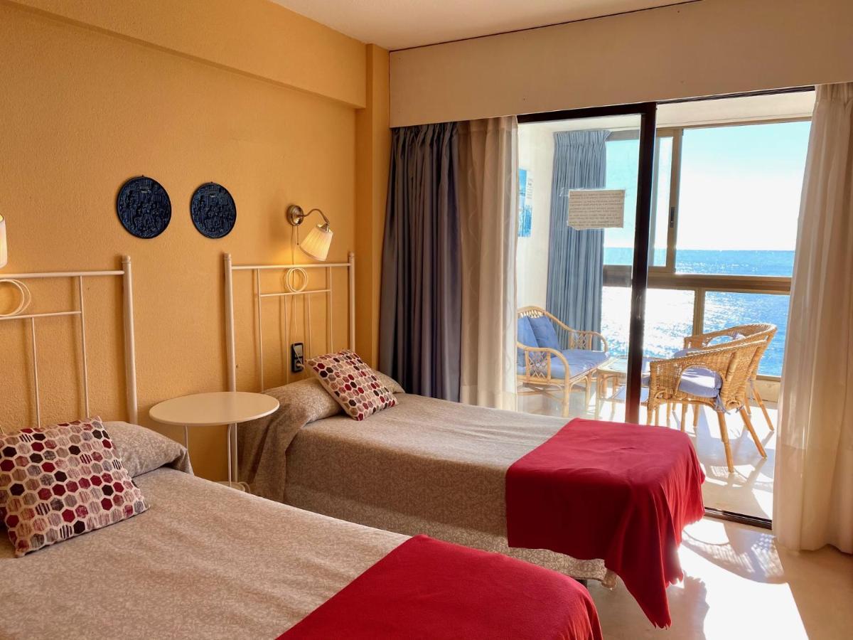 Gemelos 1 - Aloturin Apartment *