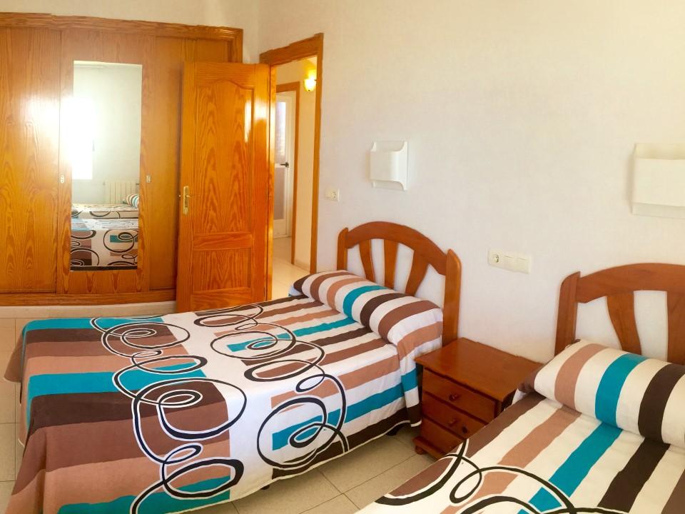 Primavera Loix Aparthotel