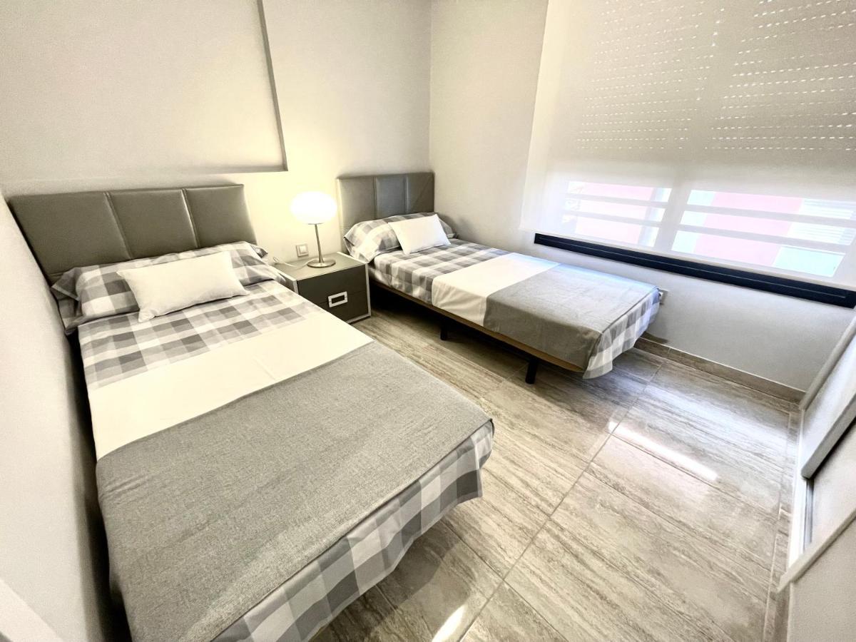 Exclusive On The First Line Of Sol Y Mar Appartement