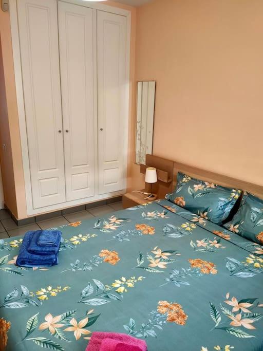 Piso En La Primera Linea Del Mar Con 2 Apartamento