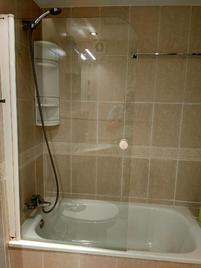 Apartamento Piso En La Primera Linea Del Mar Con 2 Benidorm