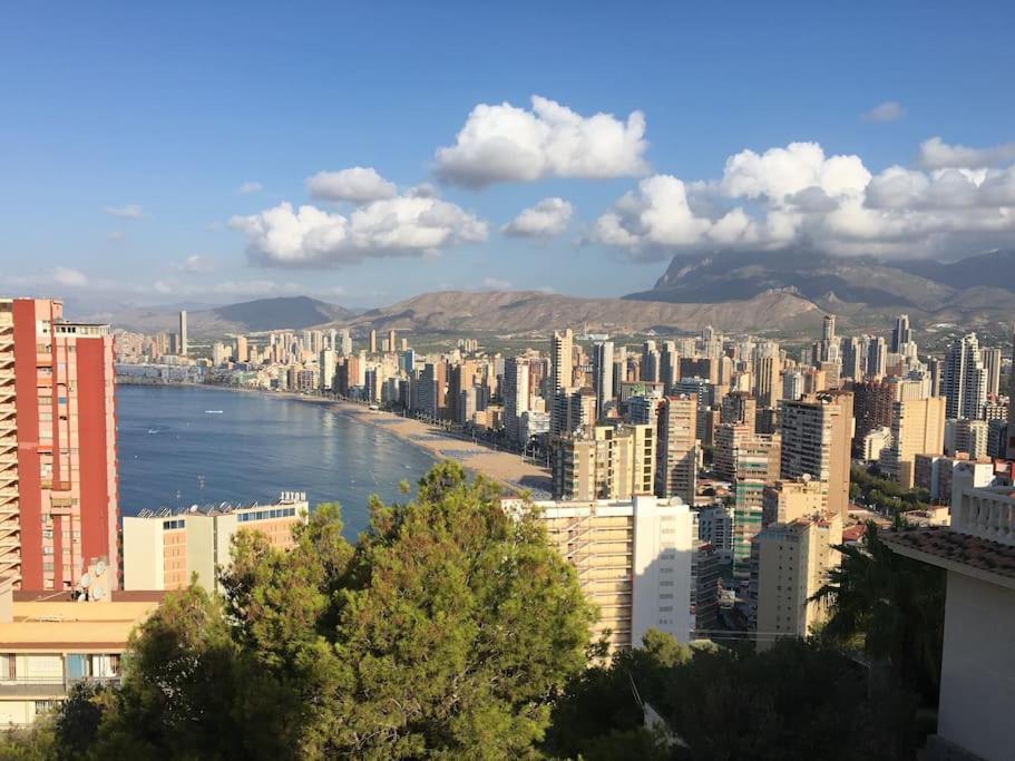 Piso En La Primera Linea Del Mar Con 2 *