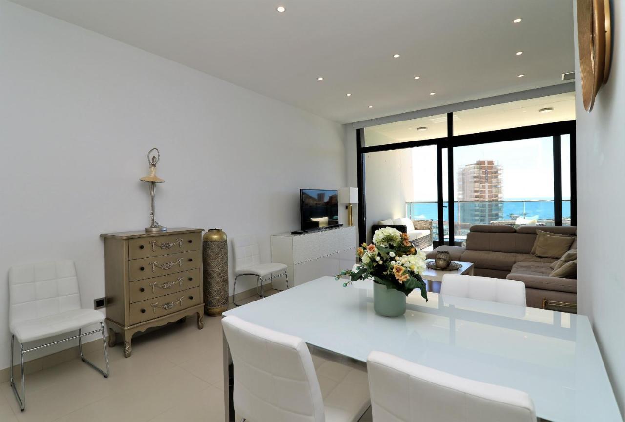 Sunset Drive 1-46 Poniente Beach