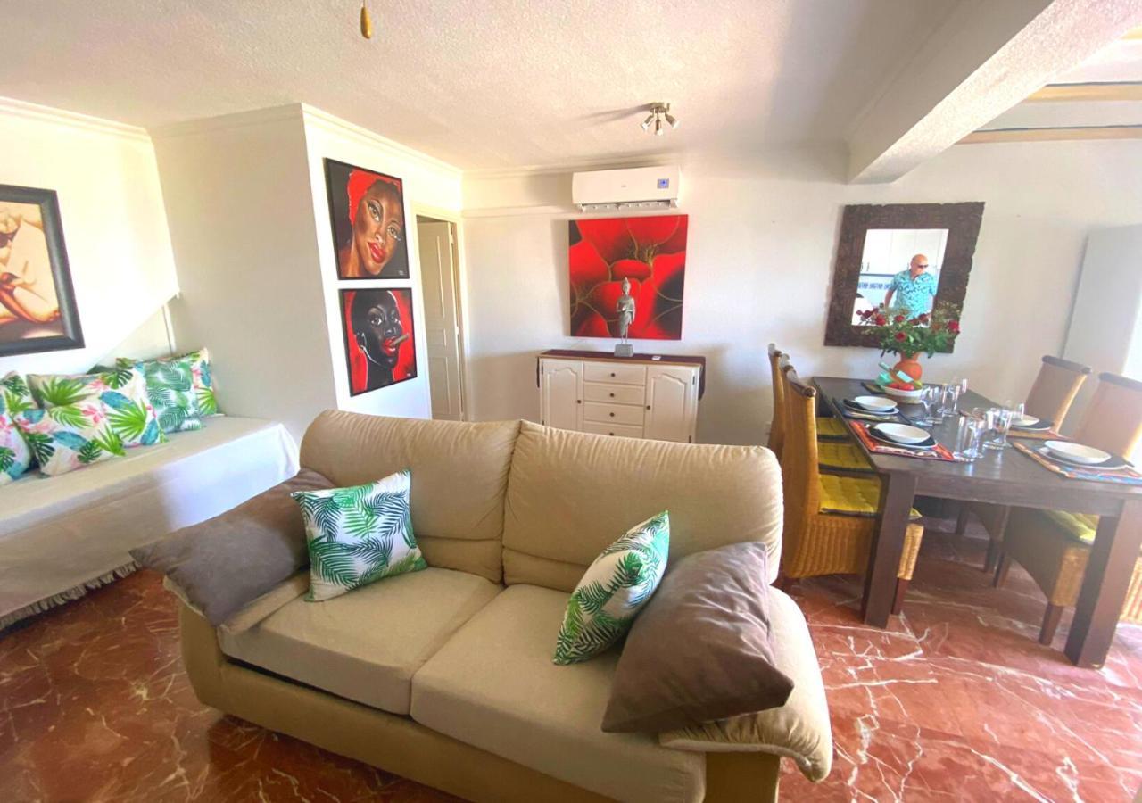 Wonderful 1 Bedroom House - Poniente