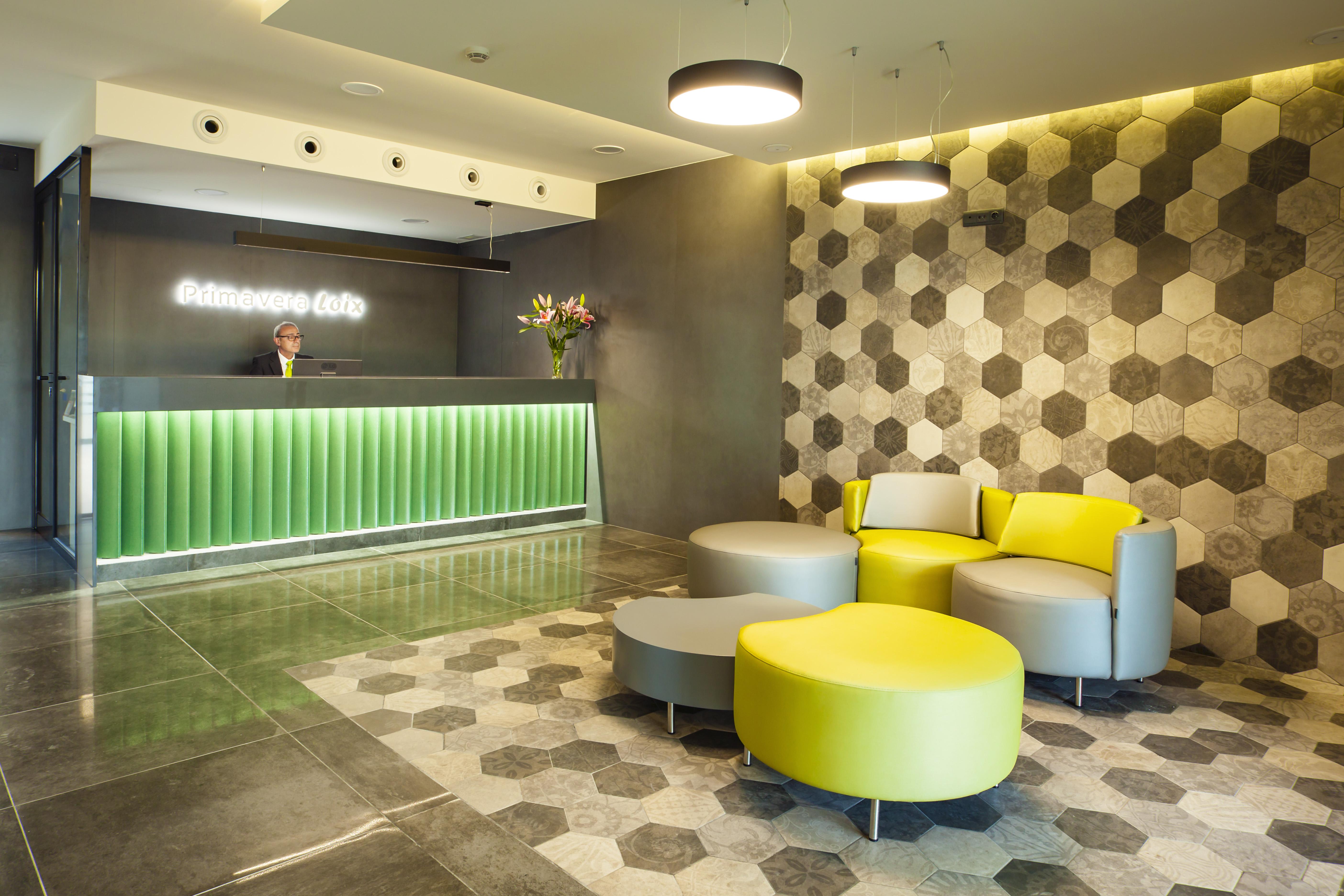 Aparthotel Primavera Loix 3*
