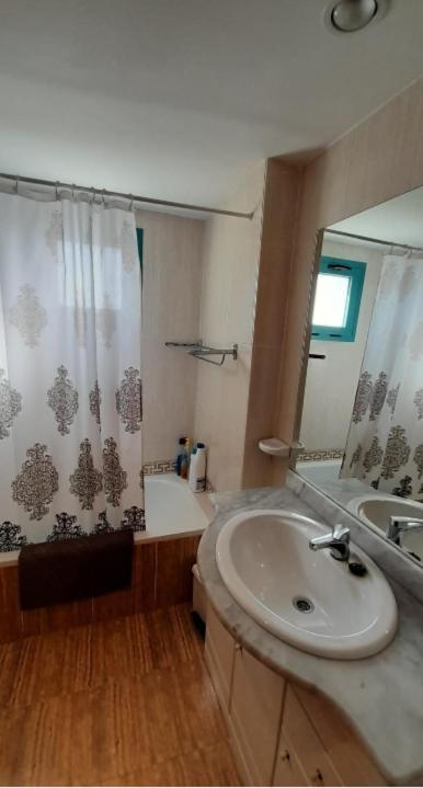 Precioso Con Piscina Cerca De La Playa