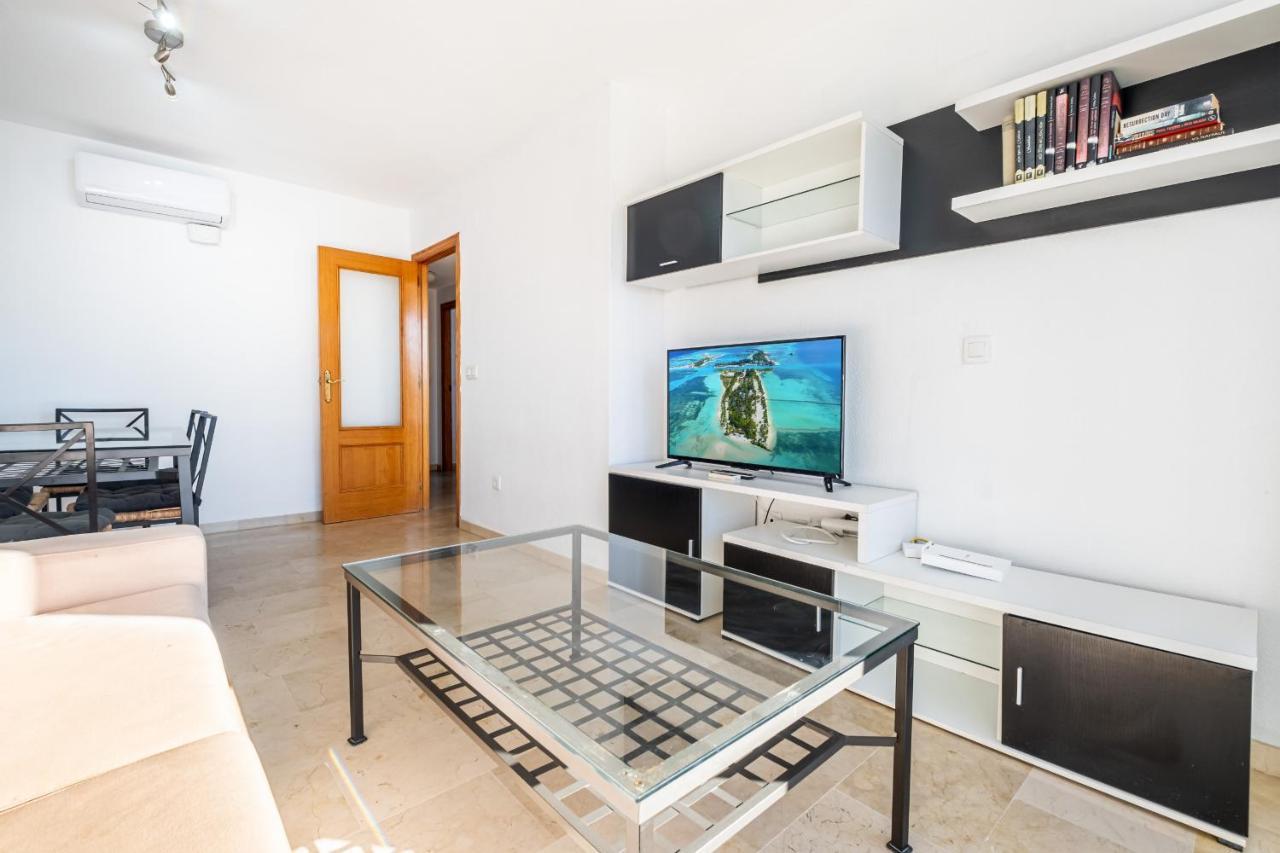 Kennedy Ii 5-c Levante Area Apartment *