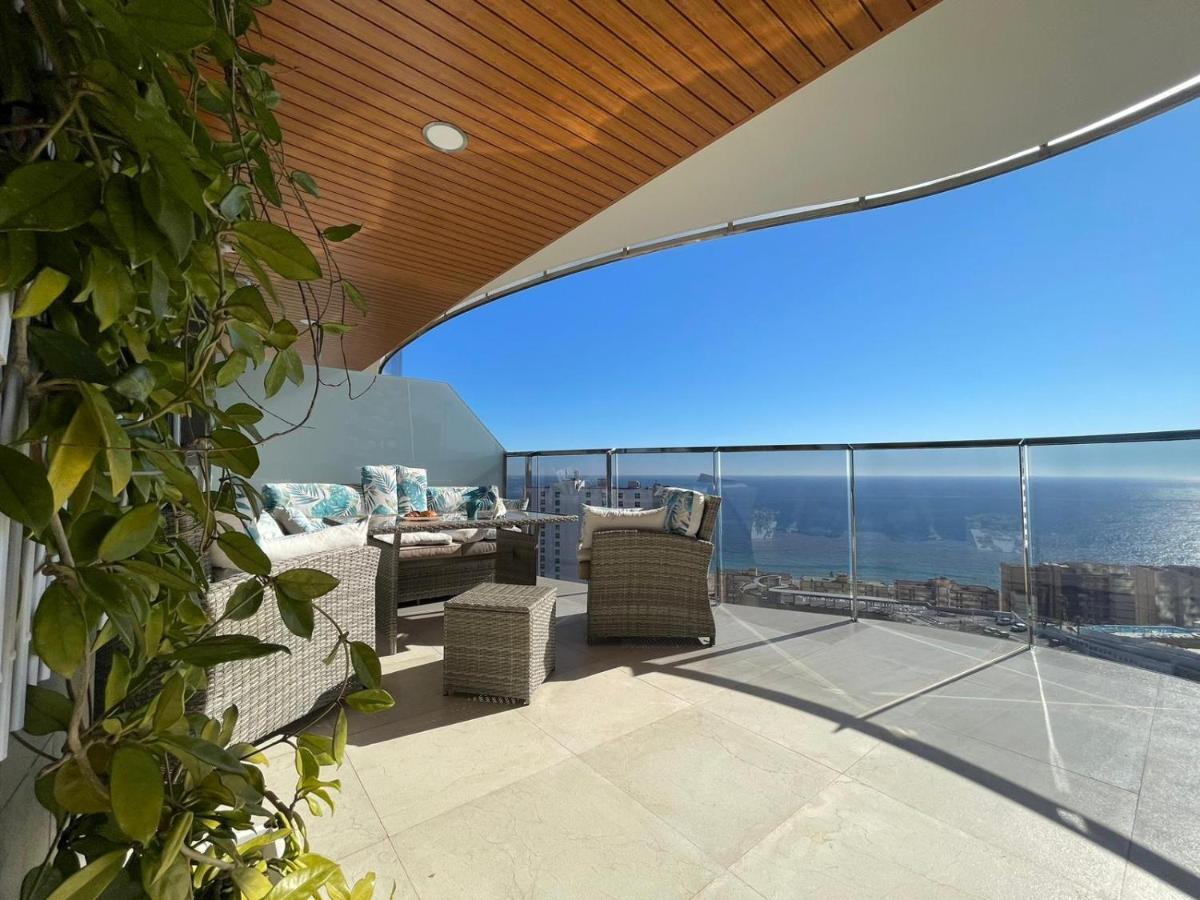 Sunset Waves Julieta Vistas Al Mar Premium 200 Mt2 Con Jacuzzi En Terraza Benidorm