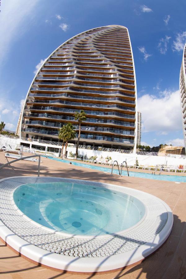 Sunset Waves Julieta Vistas Al Mar Premium 200 Mt2 Con Jacuzzi En Terraza Benidorm