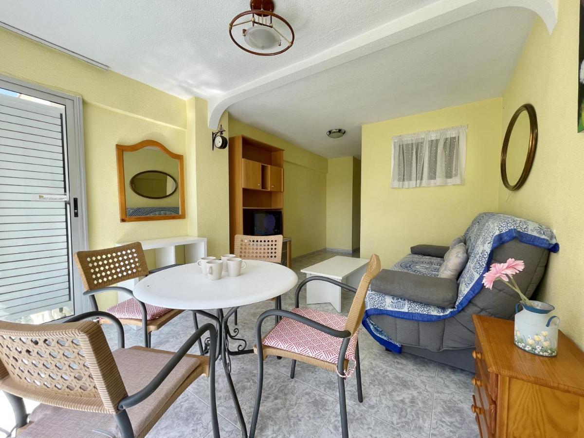 Apartment Caballos Levante Beach *