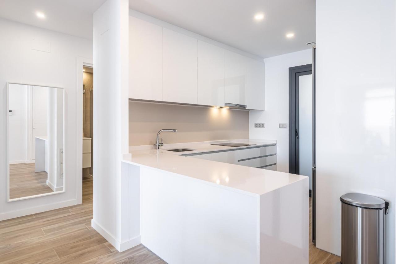 Sunset Cliffs Deluxe 1054 Poniente