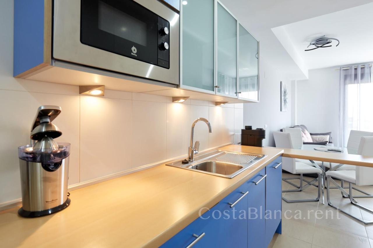 Luxury, Newly Renovated 1-bedroom By The Beach * Benidorm