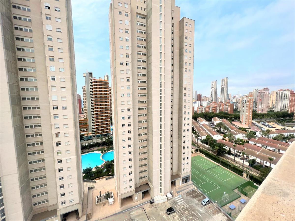 Luxmar, 14º