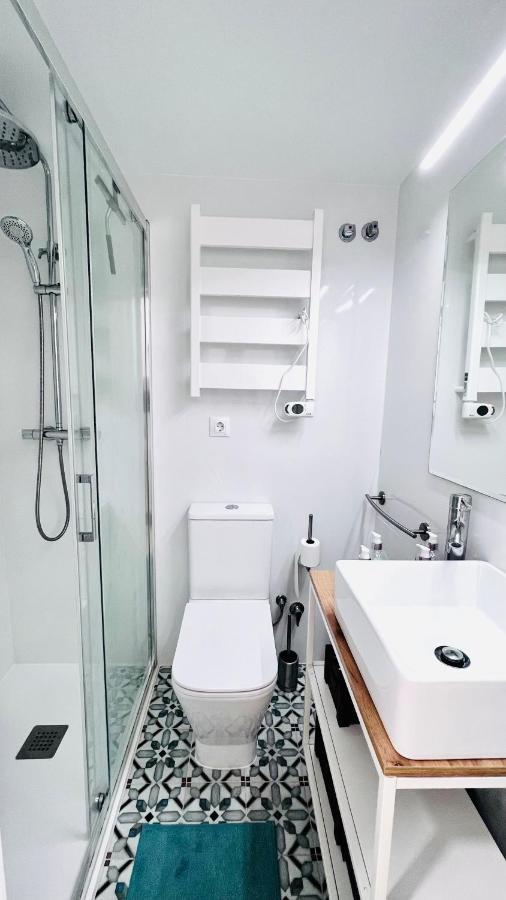 Centrico Piso Alameda. Levante Beach. Free Parking Appartement