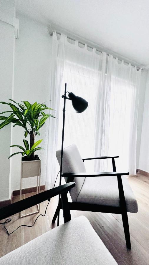 Centrico Piso Alameda. Levante Beach. Free Parking *