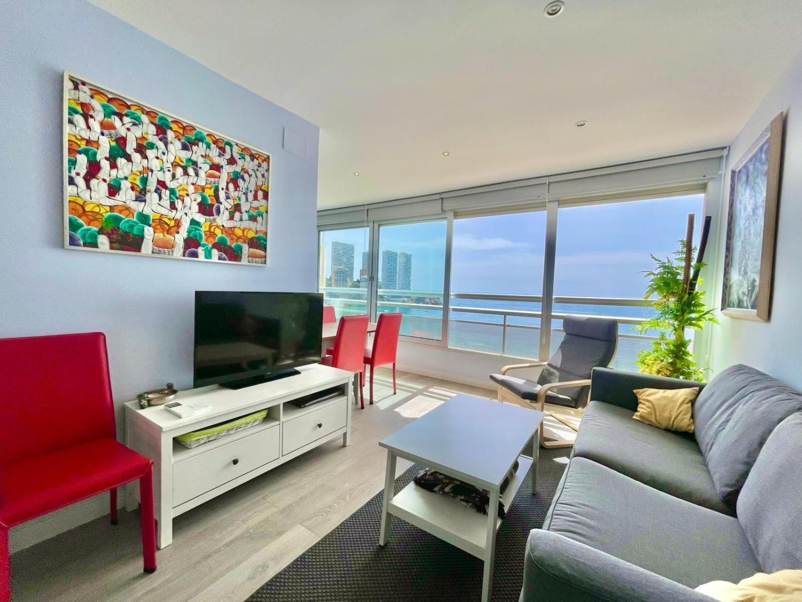 Apartment Carolina Seafront Levante