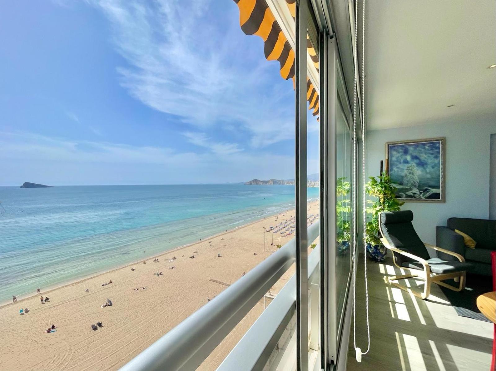 Apartment Carolina Seafront Levante