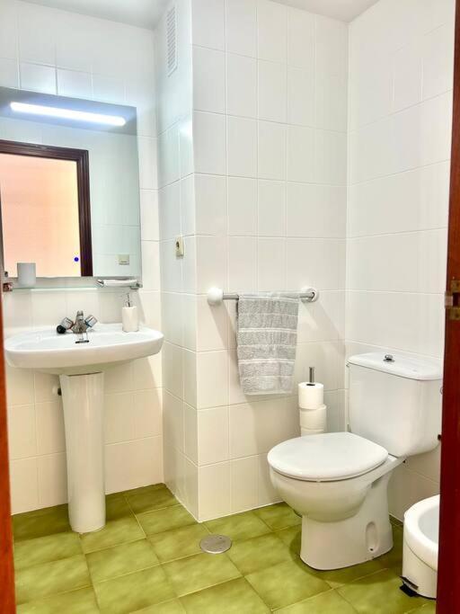 Appartement Acogedor Piso 2° Linea De Playa!