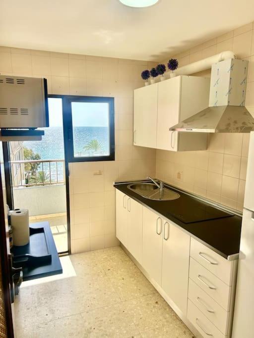 Acogedor Piso 2° Linea De Playa! Appartement *