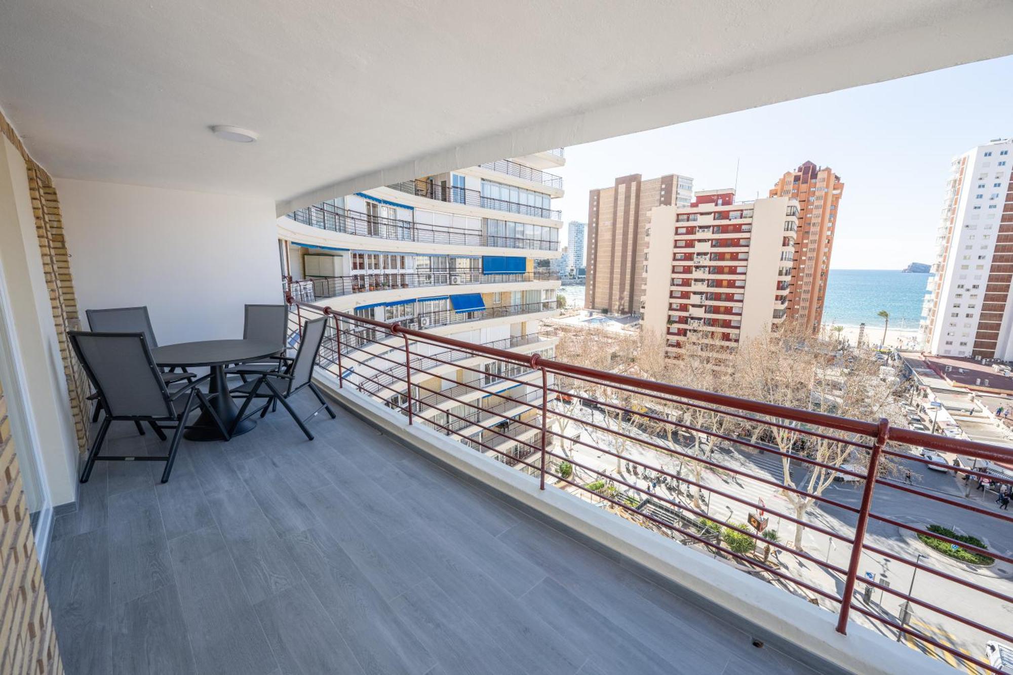 Con Terraza A 1 Minuto De La Playa Benidorm