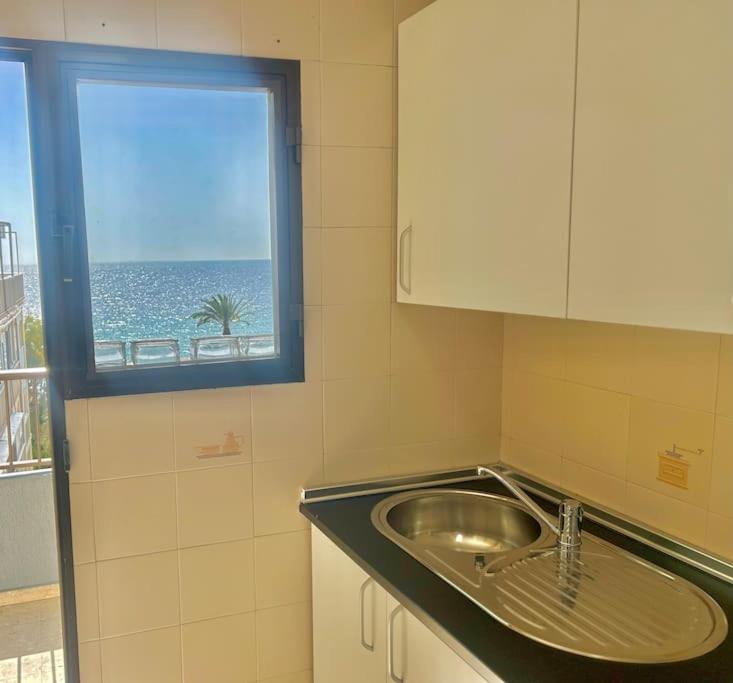Acogedor Piso 2° Linea De Playa! * Benidorm
