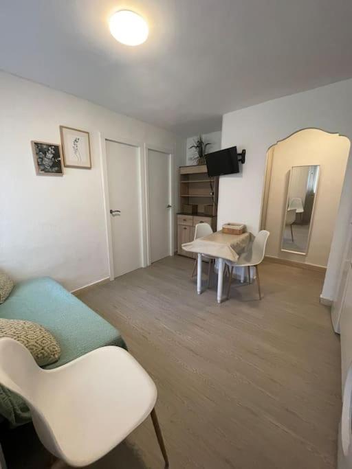 Apartment Inmejorable Ubicacion,70m Playa 70m Pueblo