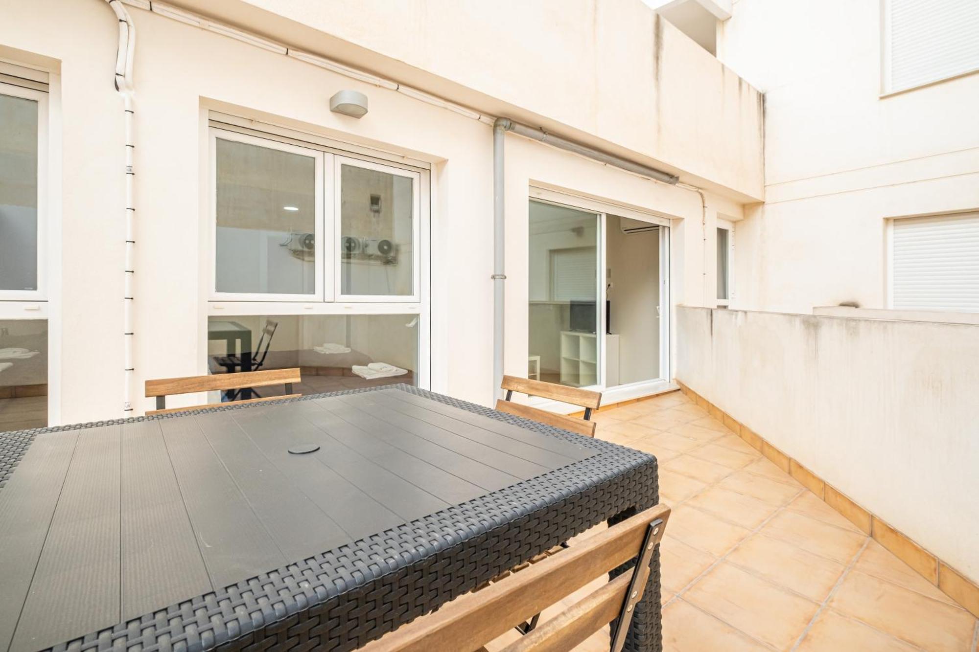 Aparthotel La Rosita Old Town