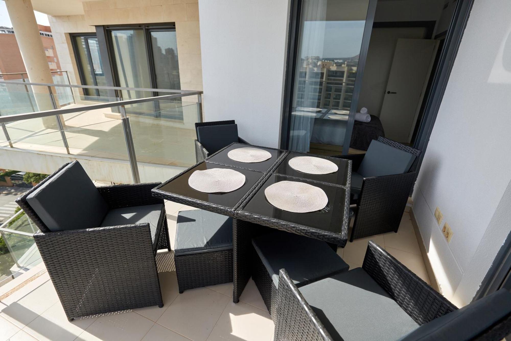 Luxury, Newly Renovated 1-bedroom By The Beach