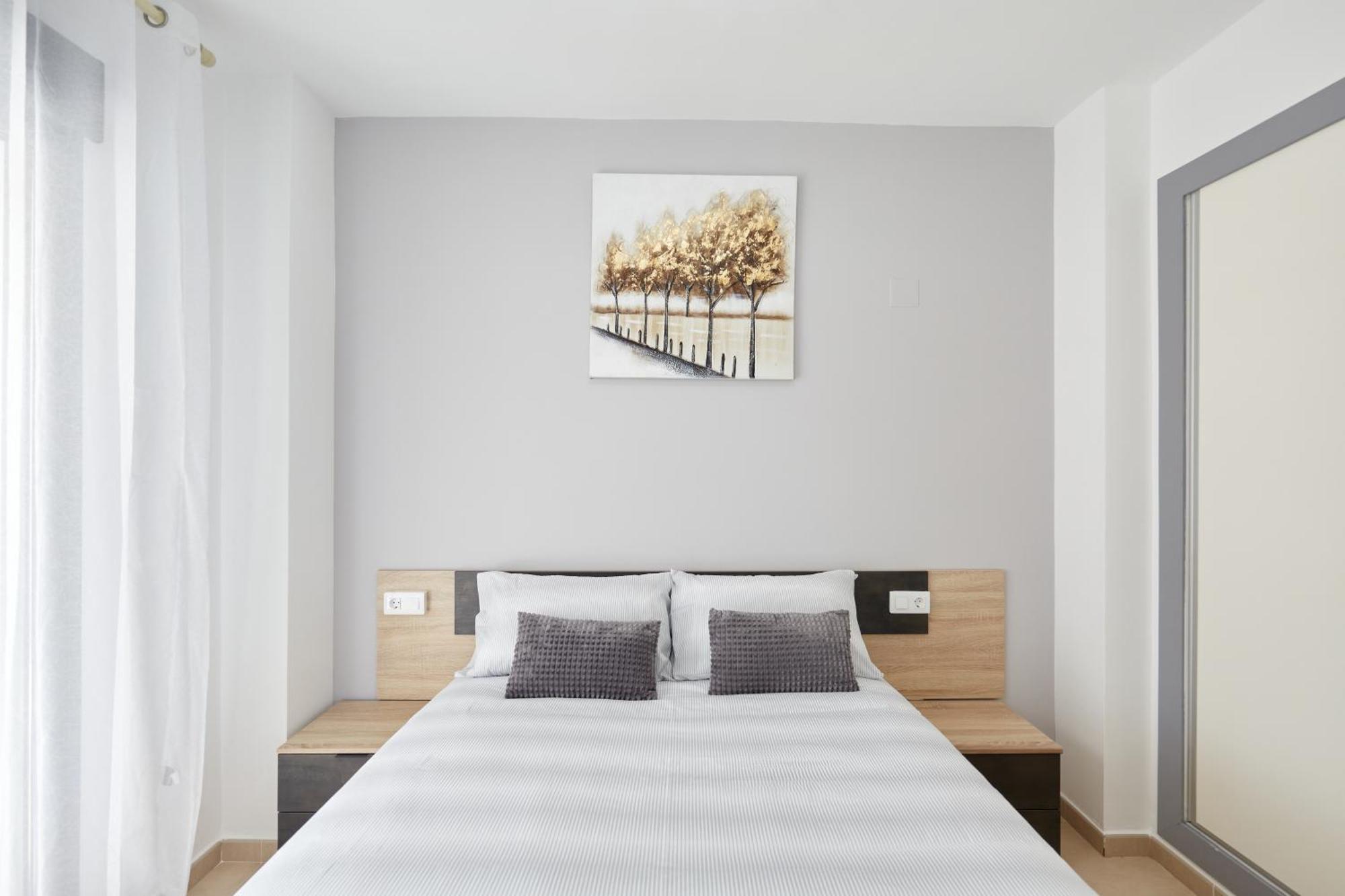 Luxury, Newly Renovated 1-bedroom By The Beach